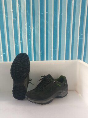 Lowa Toro II GTX Lo Wind&Waterproof All Weather Hiking Shoe 40/wmn8us Grey/Green